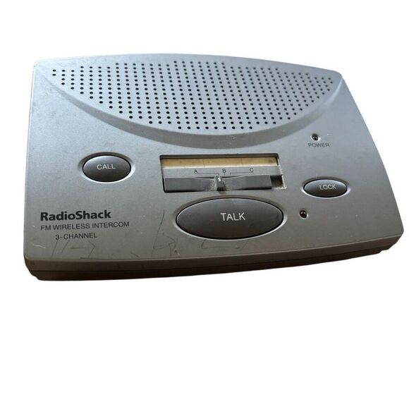 Radio Shack FM Wireless 3-Channel Intercom Model 43-3105A *Read* - Picture 3 of 5